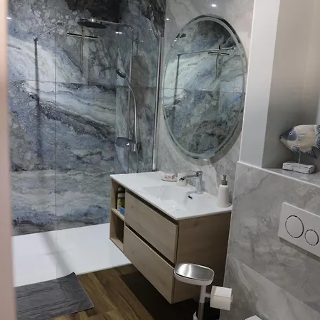 En Lisiere De Foret *