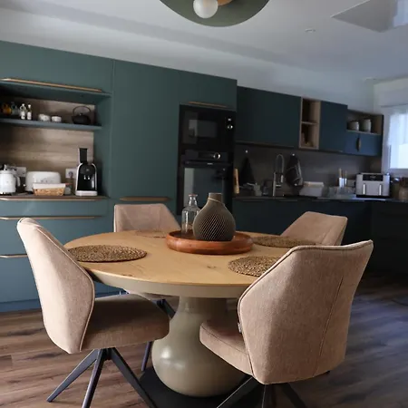 En Lisiere De Foret Semesterbostad